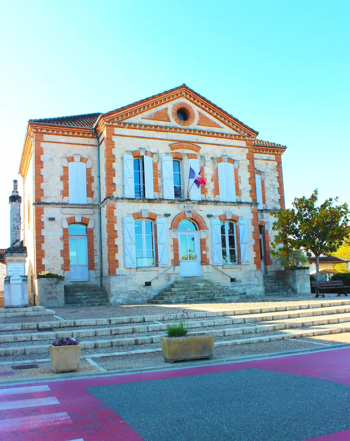 Photo de la mairie de Saint-Sixte 47